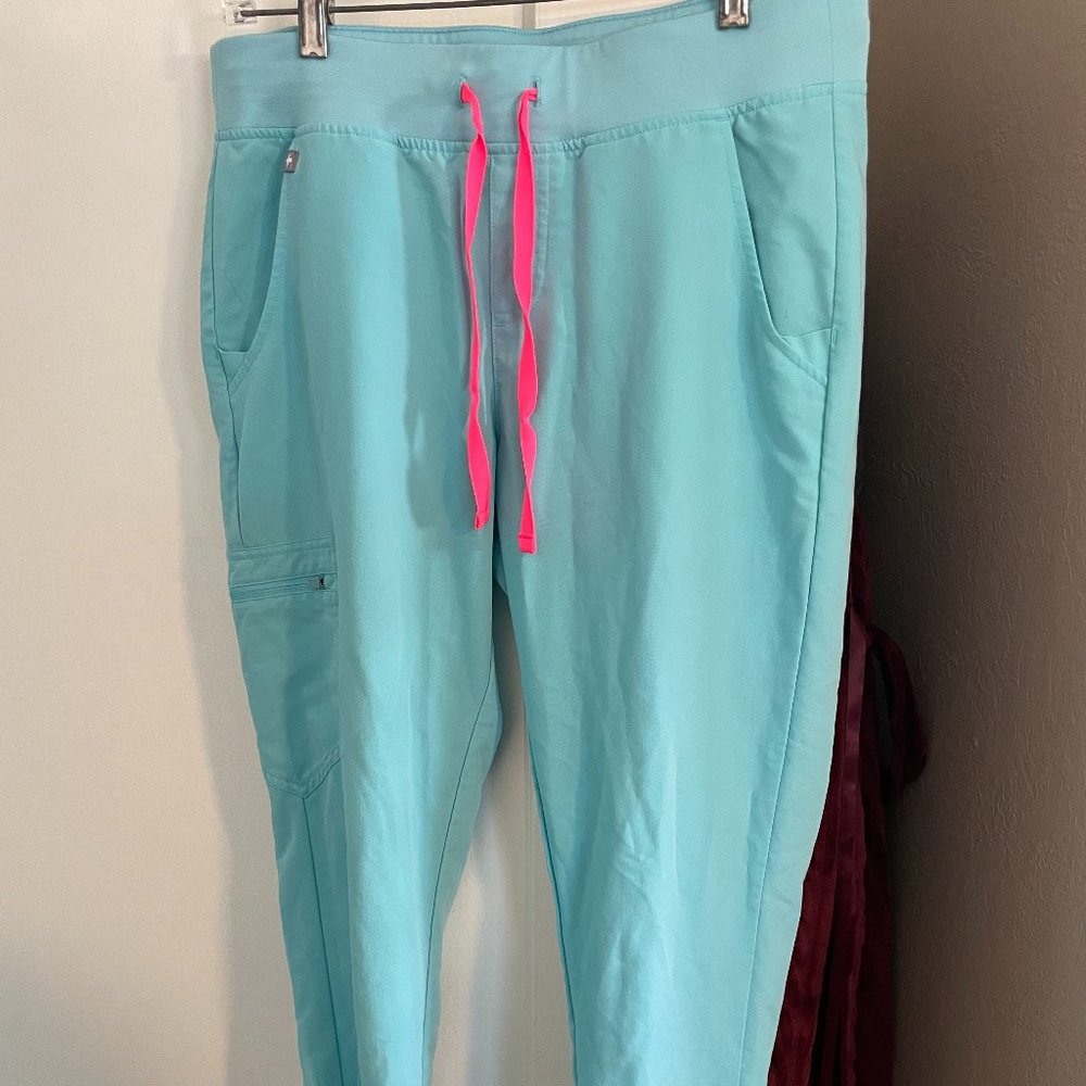 Figs Zamora™ Jogger Scrub Pants- Neon Blue